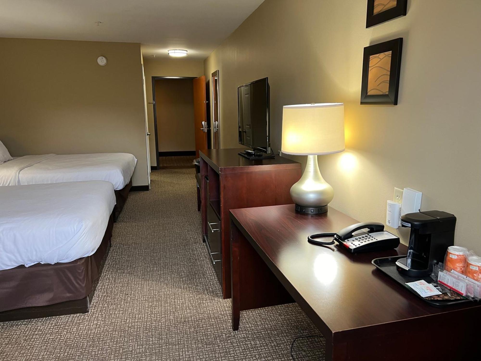 Days Inn & Suites By Wyndham Manheim Lebanon Eksteriør bilde